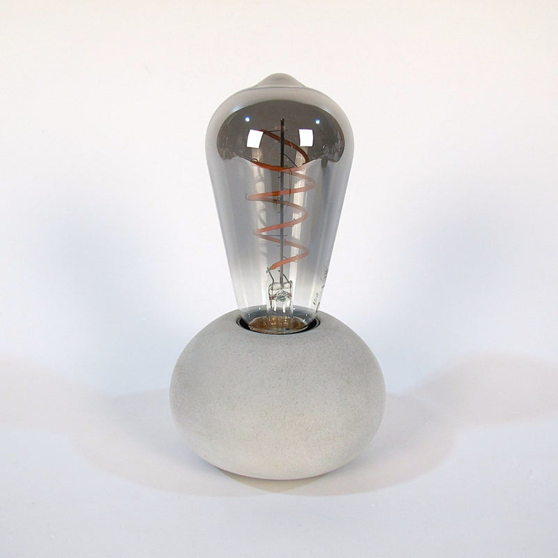 Bubble Tischlampe aus Beton – Dimmbar, E27, Handarbeit — Handworkz