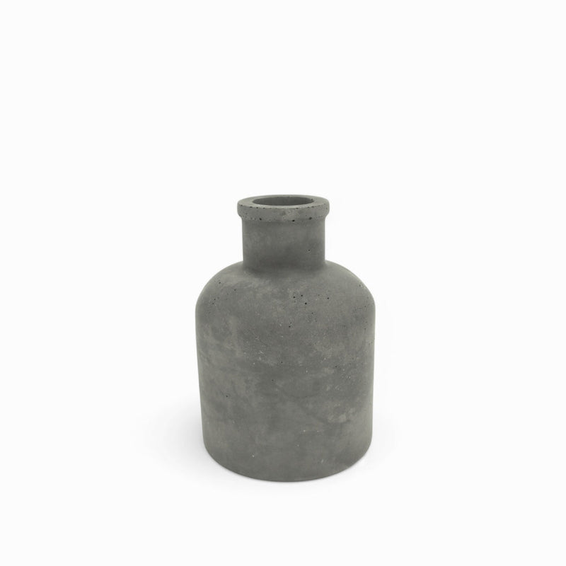 Baab Vase aus Beton – Modern, Robust, Zeitlos — Handworkz