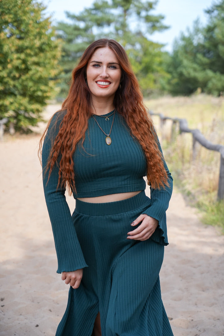 Lya Crop Pullover bottle green – Women's Knitted Jumper GOTS Organic Cotton — Vivien Joy