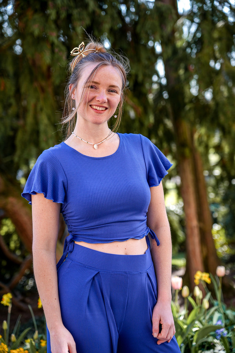 Farrah Crop T-Shirt Lapis – TENCEL™ Modal with ruffles — Vivien Joy