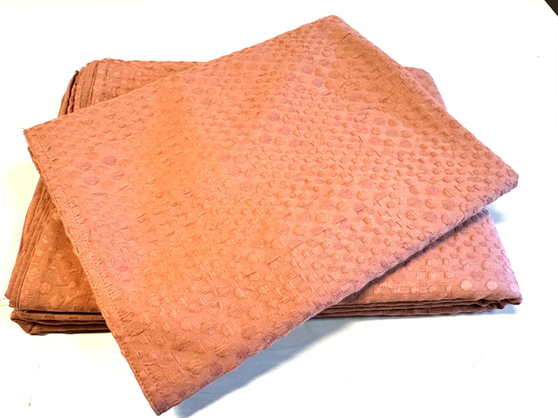 Seersucker Bettwäsche Terraccotta – 100% Baumwolle, bügelfrei, Jacquard & Stonewashed Perkal — von der Thannen Luxury Bedding