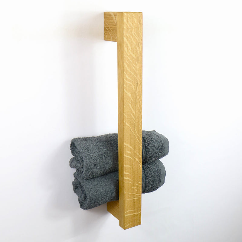 Towel rail MANUS – Solid oak handcrafted — Woodkopf