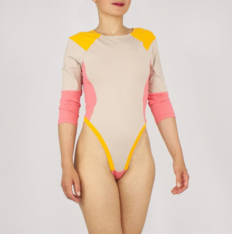 TRISOL – Body mit 3/4 Arm aus Bio-Baumwolle | Hoher Beinausschnitt | Made in Berlin — KEIJN