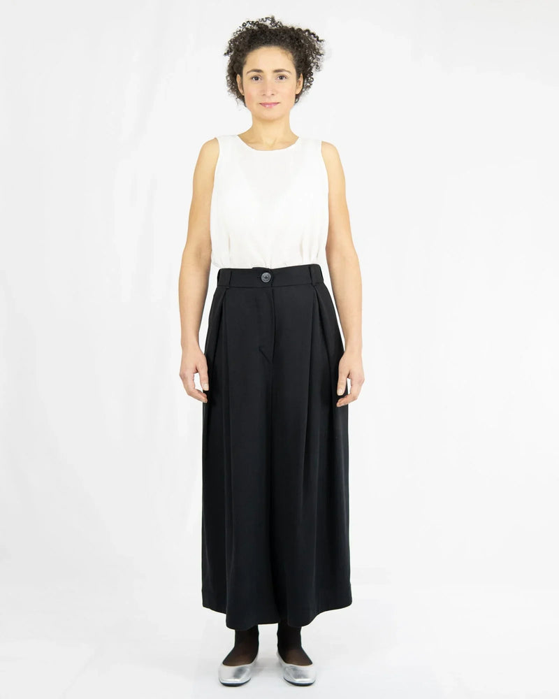 SMOOTH PANTS Culottes Tencel™ Minimalist design — KEIJN