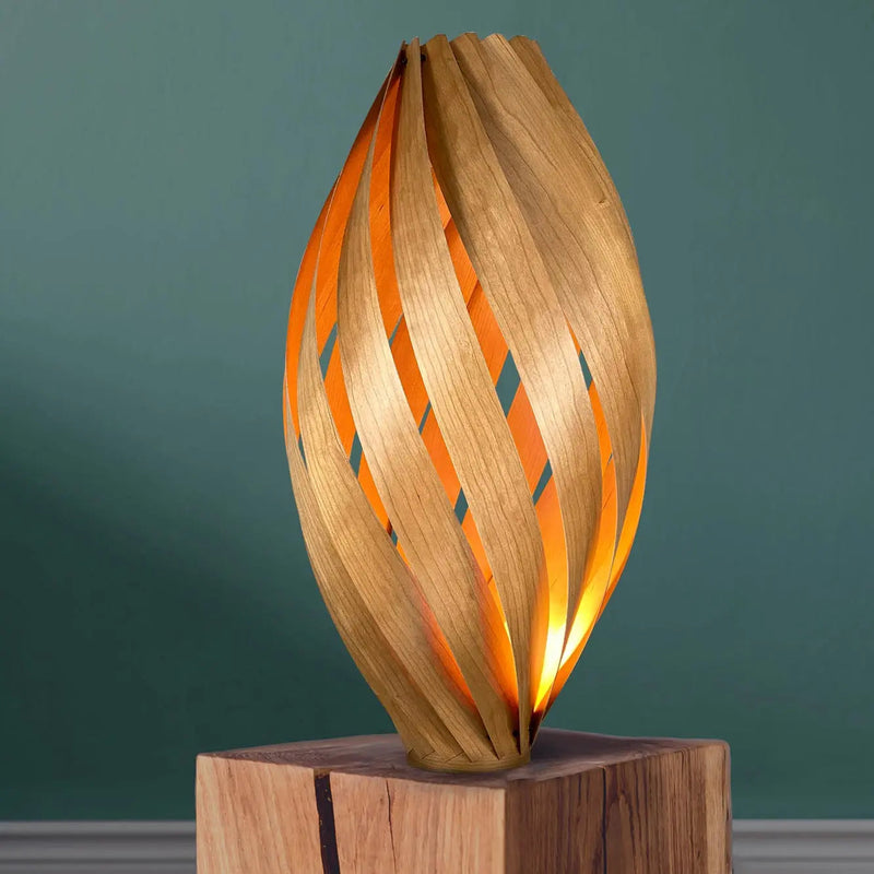 Floor lamp 'Ardere' – 70 cm | Cherry wood | Sustainable light source — Gofurnit