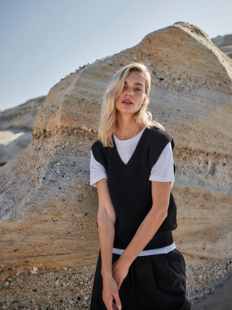 Strick Pullover Merino Wolle V-Ausschnitt – GOTS zertifiziert, fair gefertigt Italien — WOTE