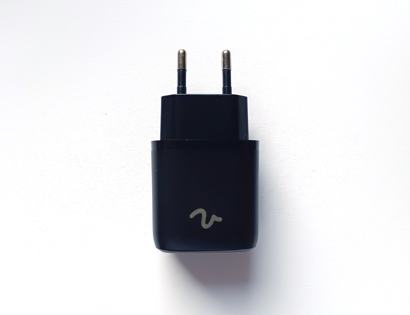 Volla Dual Charger – USB-C 20 W & USB-A 18 W, Two Ports — Volla Phones