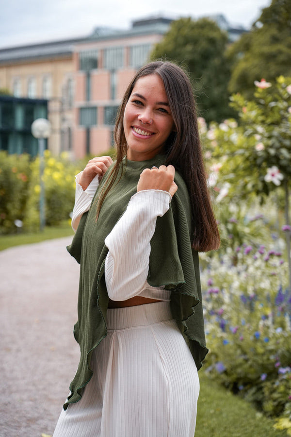 Nayala Poncho green khaki – versatile | elegant | organic