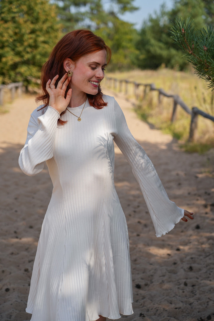 Lya Dress Creamy White – B-Stock | Organic Cotton | Feminine & Sustainable — Ansicht 5