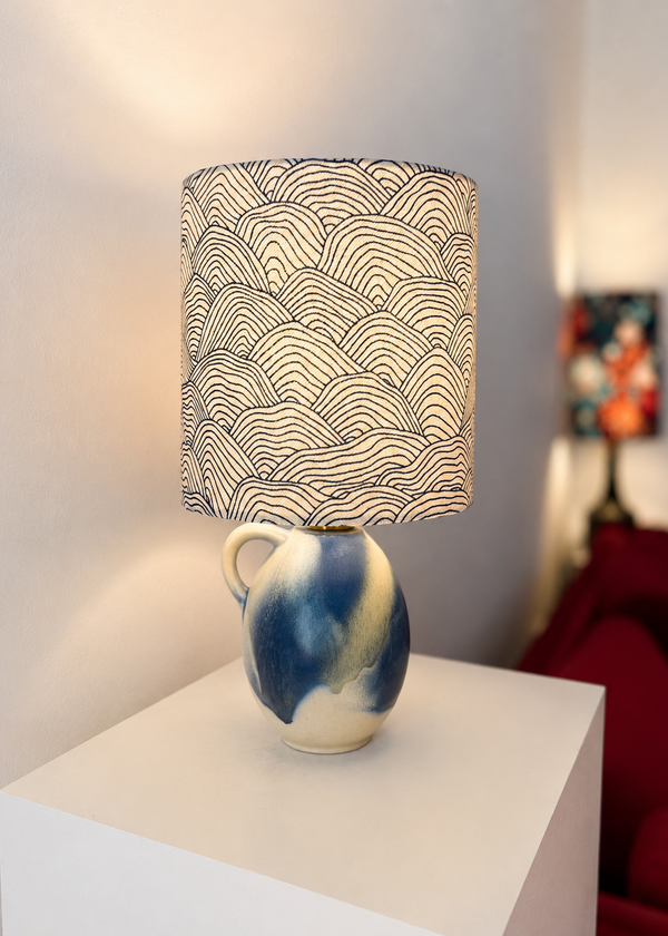Kleine kabellose Lampe aus Original West Germany Vase