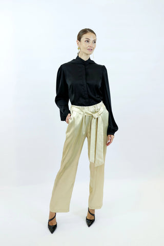 Bluse Mari – Recyceltes Polyester | Eleganter Glanz | Fair produziert in der EU