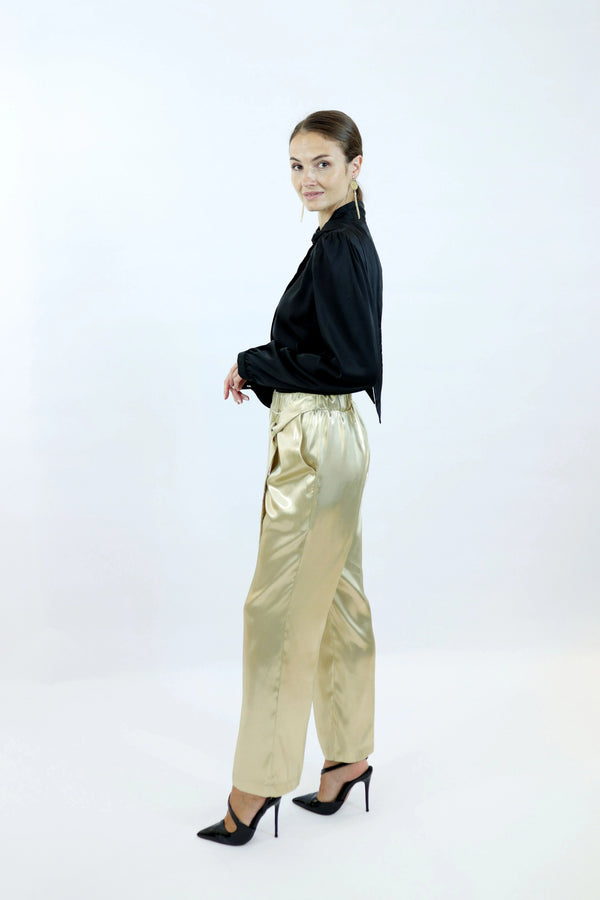 Mari Blouse – Recycled Polyester | Elegant Shine | Fairly Produced in the EU