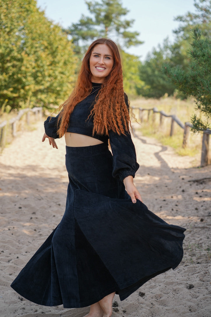 Marleen Rock black – eleganter Cordrock mit Gummibund & Godets — Ansicht 5