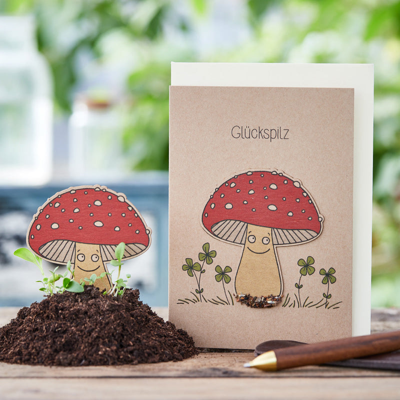 Greeting card "Lucky Charm" – Cardboard seed plug with wild flower seeds — Die Stadtgärtner