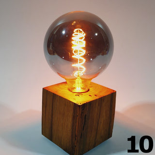 Skumring Nachttischlampe – Eichenholz | 10x10cm | handgefertigt