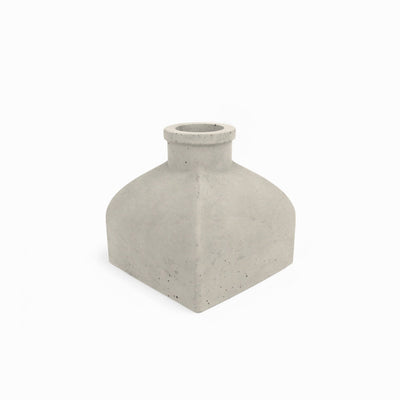 Feyna Vase aus Beton – Viereckiges Design, Wasserdicht & Modern