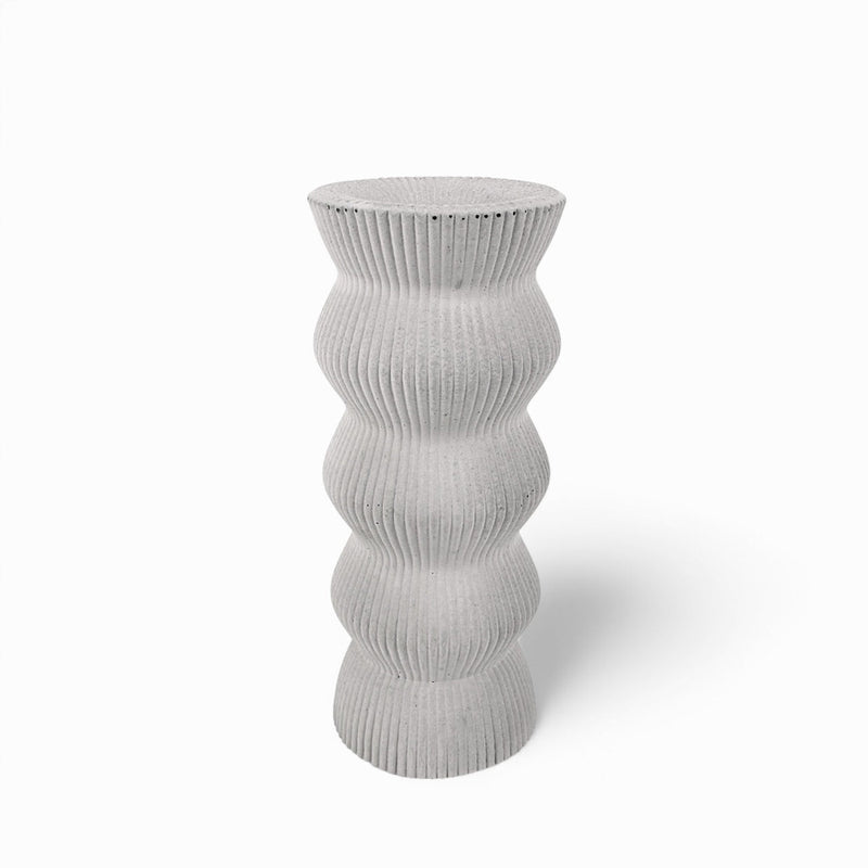 Jaro Vase aus Beton – Wasserdicht, hochfest & gerippt — Ansicht 4