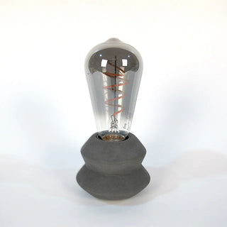 Nyla – Tischlampe aus Beton | Dimmerfunktion | Hochwertiges Design