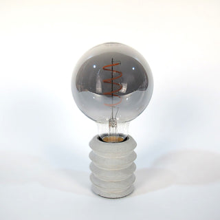 Jiro | Tischlampe aus Beton – Modern | Handgefertigt | Dimmbare LED-Kompatibilität