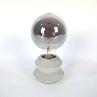 Nyla – Tischlampe aus Beton | Dimmerfunktion | Hochwertiges Design