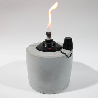 Torya | Gartenfackel aus Beton – Elegant | Modern | Langlebig