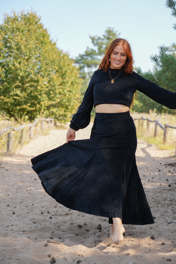 Marleen Rock black – eleganter Cordrock mit Gummibund & Godets — Ansicht 2