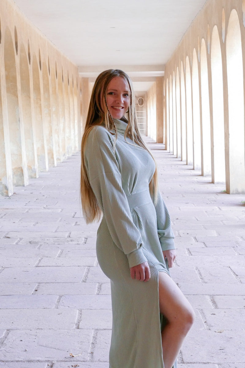 AILA Comfy Dress Mint – Elegant Winter Dress LENZING™ Viscose Balloon Sleeves — Ansicht 3