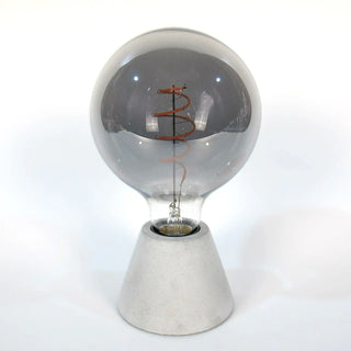 Fanal | Tischlampe aus Beton – Kegelförmiges Design | Hochfester Beton | Dimmbare LED-Kompatibilität