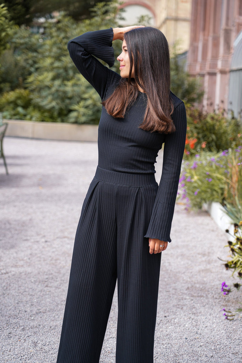 Lya Comfy Pants Black – Bio-Baumwolle High Waist Wide Leg Hose — Ansicht 2