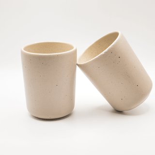 Becher Eelina – Steingut | Handgemacht | Natürlich & alltagstauglich