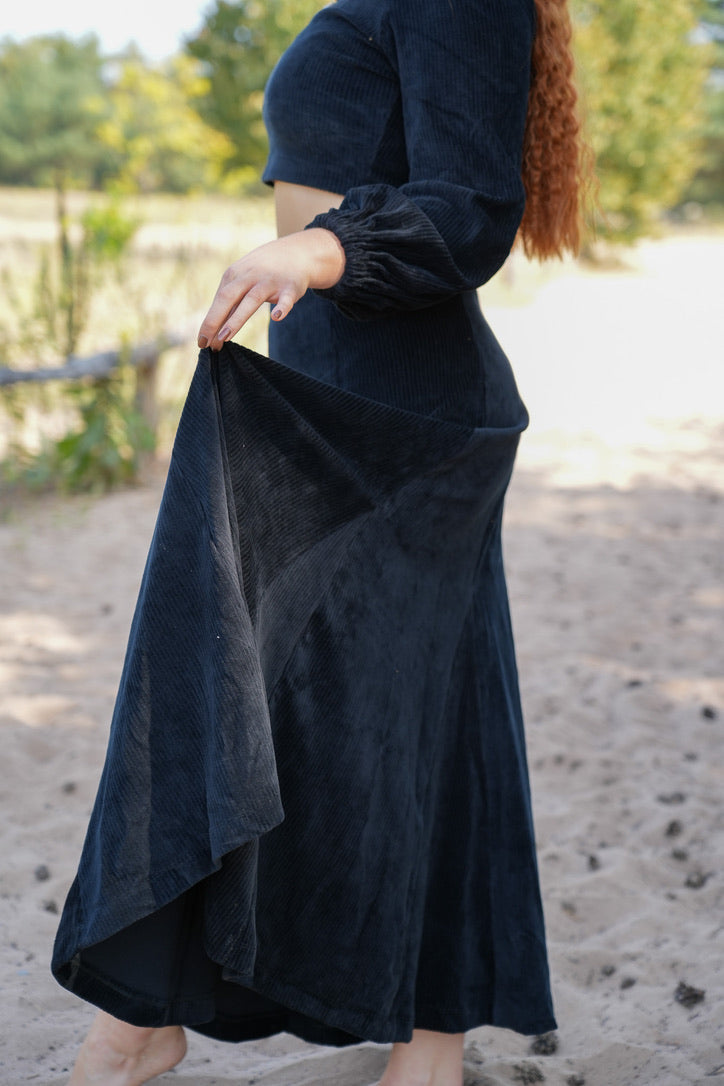 Marleen Rock black – eleganter Cordrock mit Gummibund & Godets — Ansicht 6