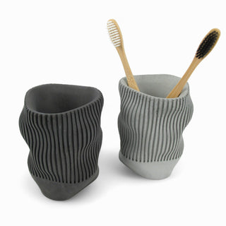 Kuppi Becher aus Beton – Zahnbürstenhalter & Stifthalter