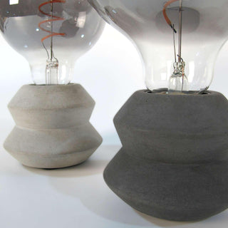 Nyla – Tischlampe aus Beton | Dimmerfunktion | Hochwertiges Design