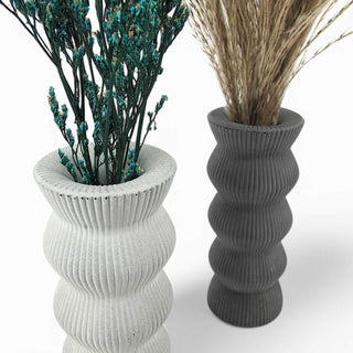 Jaro | Vase aus Beton – Wasserdicht | Hochfest | Stilvoll gerippt