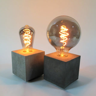 Vespera | Tischlampe aus Beton 10x10cm