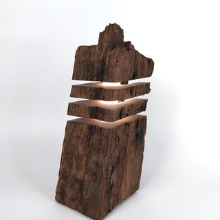 Torn 5 Stehlampe – Designerstück | recyceltes Holz | handgefertigt