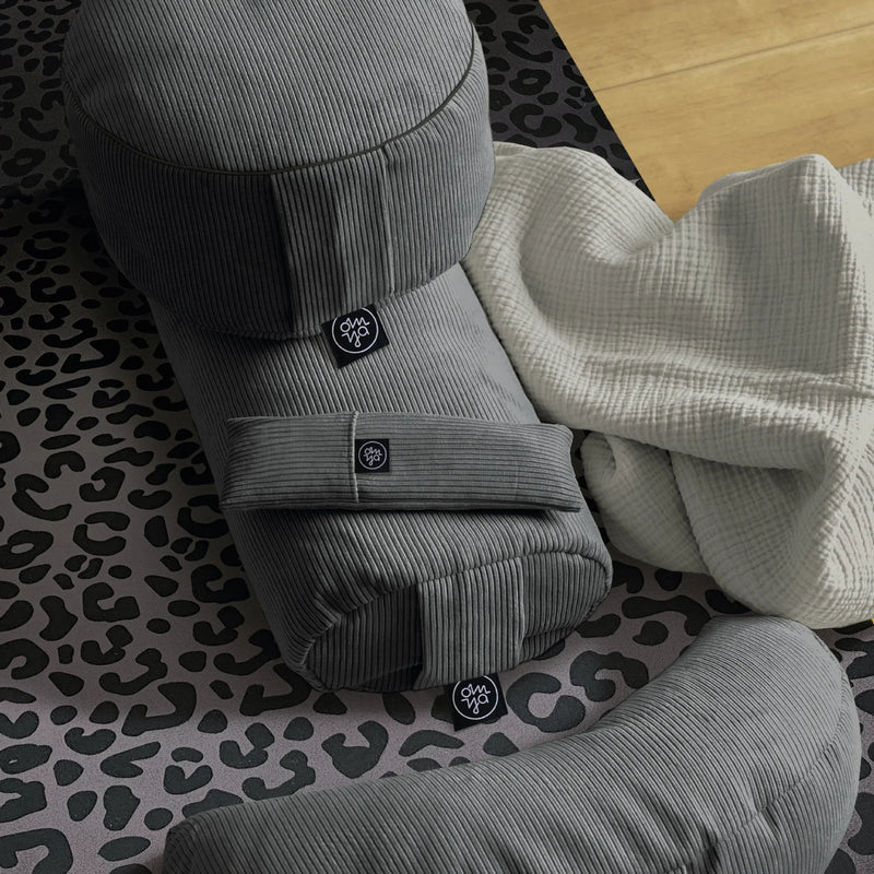OM YA Design Yoga Bolster Möbelkord Dinkelfüllung handgefertigt — Ansicht 5