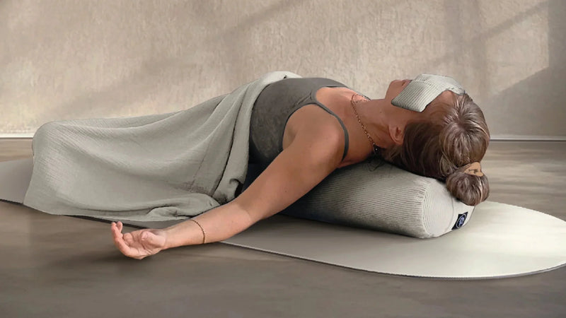 OM YA Design Augenkissen Pearl Cord – Handgefertigt, Meditationskissen — Ansicht 3