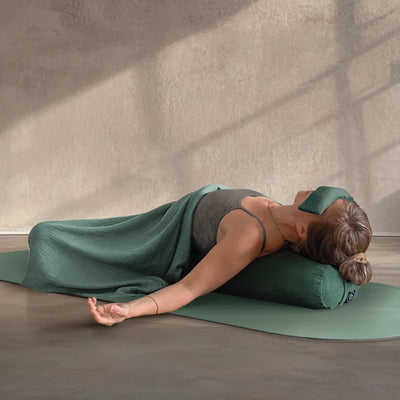 OM YA Shavasana Decke Musselin handgefertigt weich leicht 180×130 cm