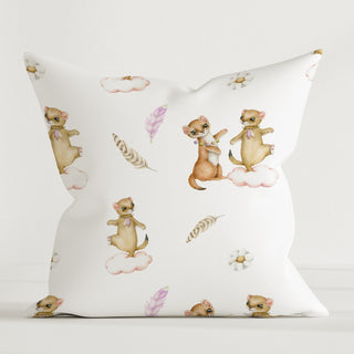 Leslis Erdmännchen Dekokissen 40×40 cm aus OEKO‑Tex Baumwolle – verspielte Wüstenfreunde, hautfreundlich und langlebig
