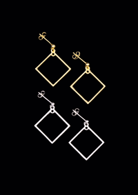 Kira Earrings – Square Design | Stainless Steel | Elegant & Durable — Ansicht 3