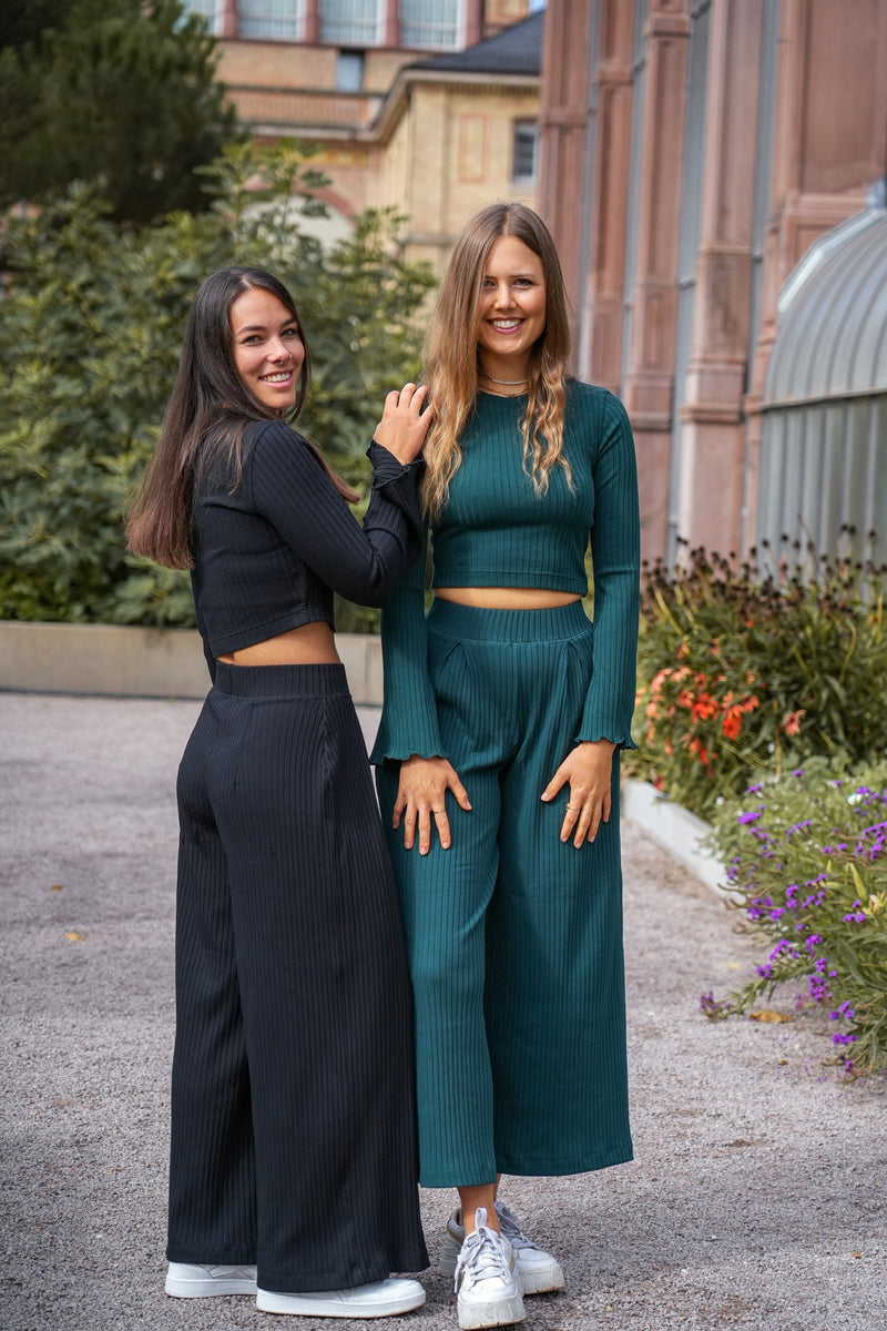 Lya Comfy Pants Bottle Green – Organic Cotton Fabric Trousers — Ansicht 10