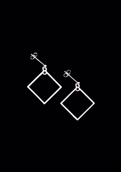 Kira Ohrringe – Viereckiges Design | Edelstahl | Elegant & Langlebig