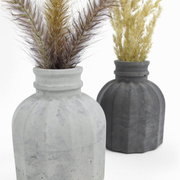 Wazo Concrete Vase – Modern, Grey or Anthracite