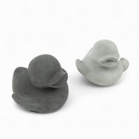 Concrete Duck Tick – Modern Decorative Figurine in Grey or Anthracite — Ansicht 2