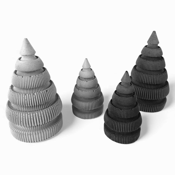 Kiri Weihnachtsbaum aus Beton – modern, in zwei Größen