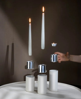 Twist Kerzenhalter in Einzelteilen – verständliche Darstellung des 2-in-1 Designs für Stabkerze und Teelicht