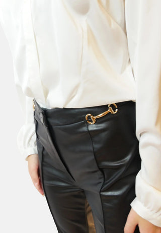 Hose Loren – Ananasleder | Slim-Fit | Vegan & elegant