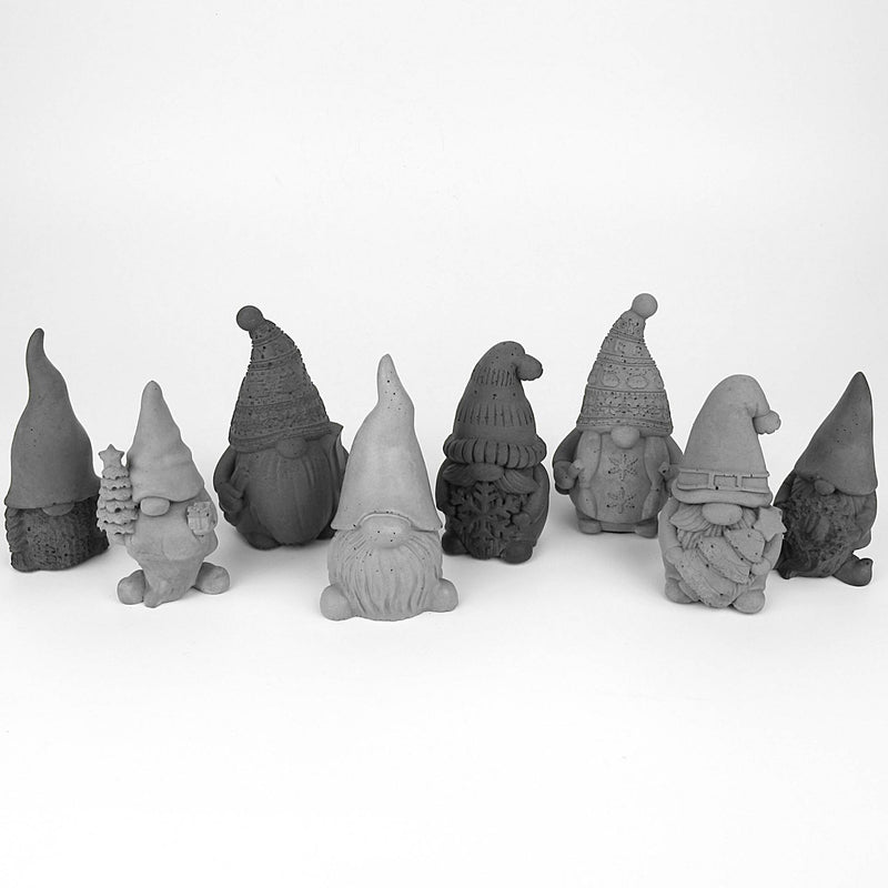 Knut the Concrete Gnome – Handmade, Grey or Anthracite — Ansicht 3