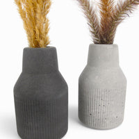 Jug Vase aus Beton – Handgegossen, Wasserdicht, Modernes Design — Ansicht 3